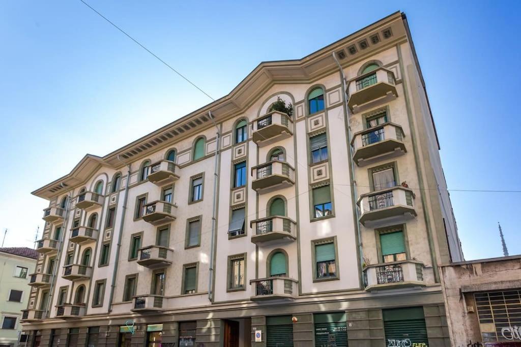 In Verticale Torino Kültér fotó